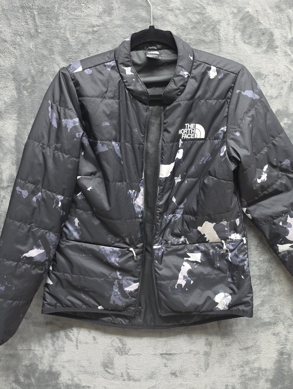 The North Face Black & Gray Junction  Camouflage Quilted Jacket sz Med